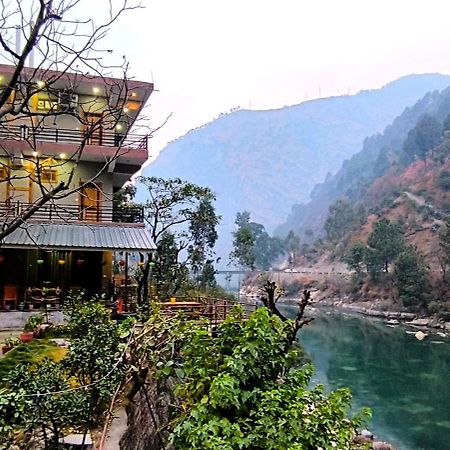 Tirthan Grand Riverside Banjār Eksteriør bilde