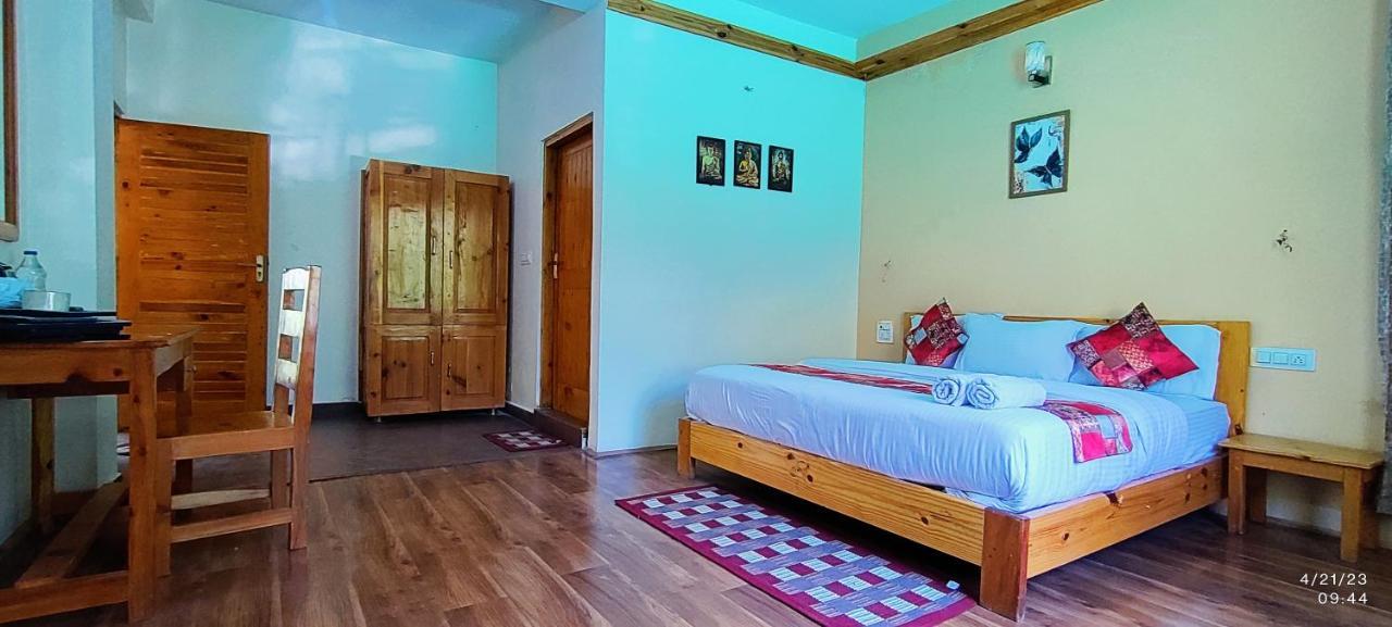 Tirthan Grand Riverside Banjār Eksteriør bilde